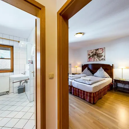 Anna Apartment *